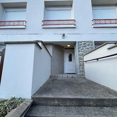 Agreable T2 A La Bourboule, Terrasse Sud, Wifi, Parking - Fr-1-608-298 لا بوربول